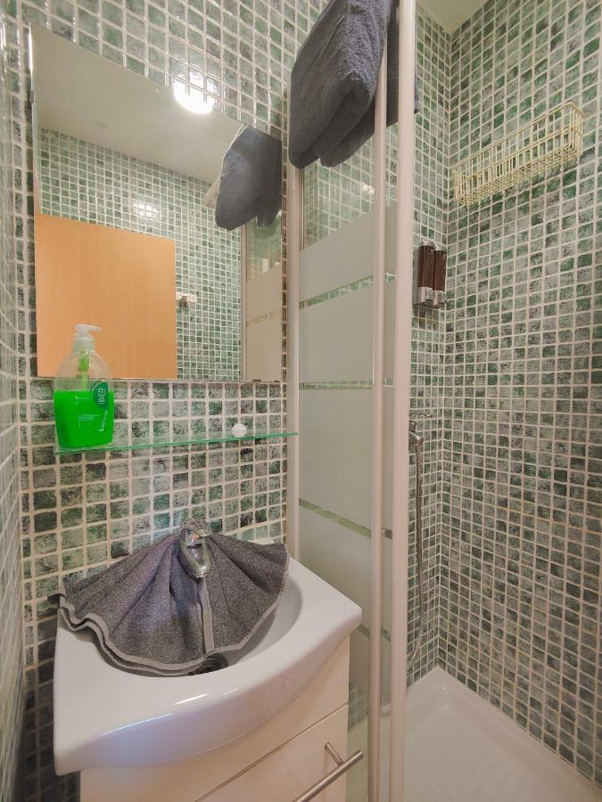 Begona 408 Compact City Center Studio By Namaste Elite Torremolinos Luaran gambar